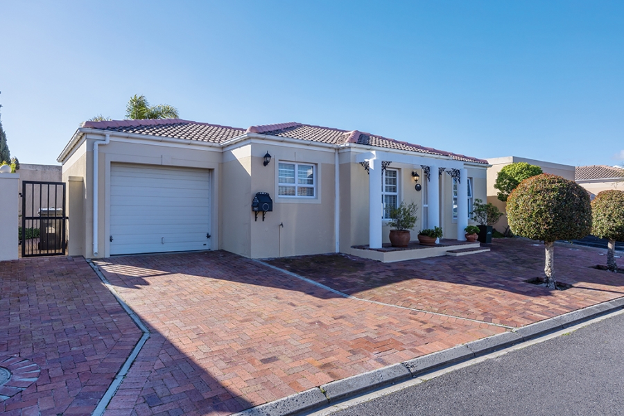 To Let 2 Bedroom Property for Rent in Sunningdale Western Cape